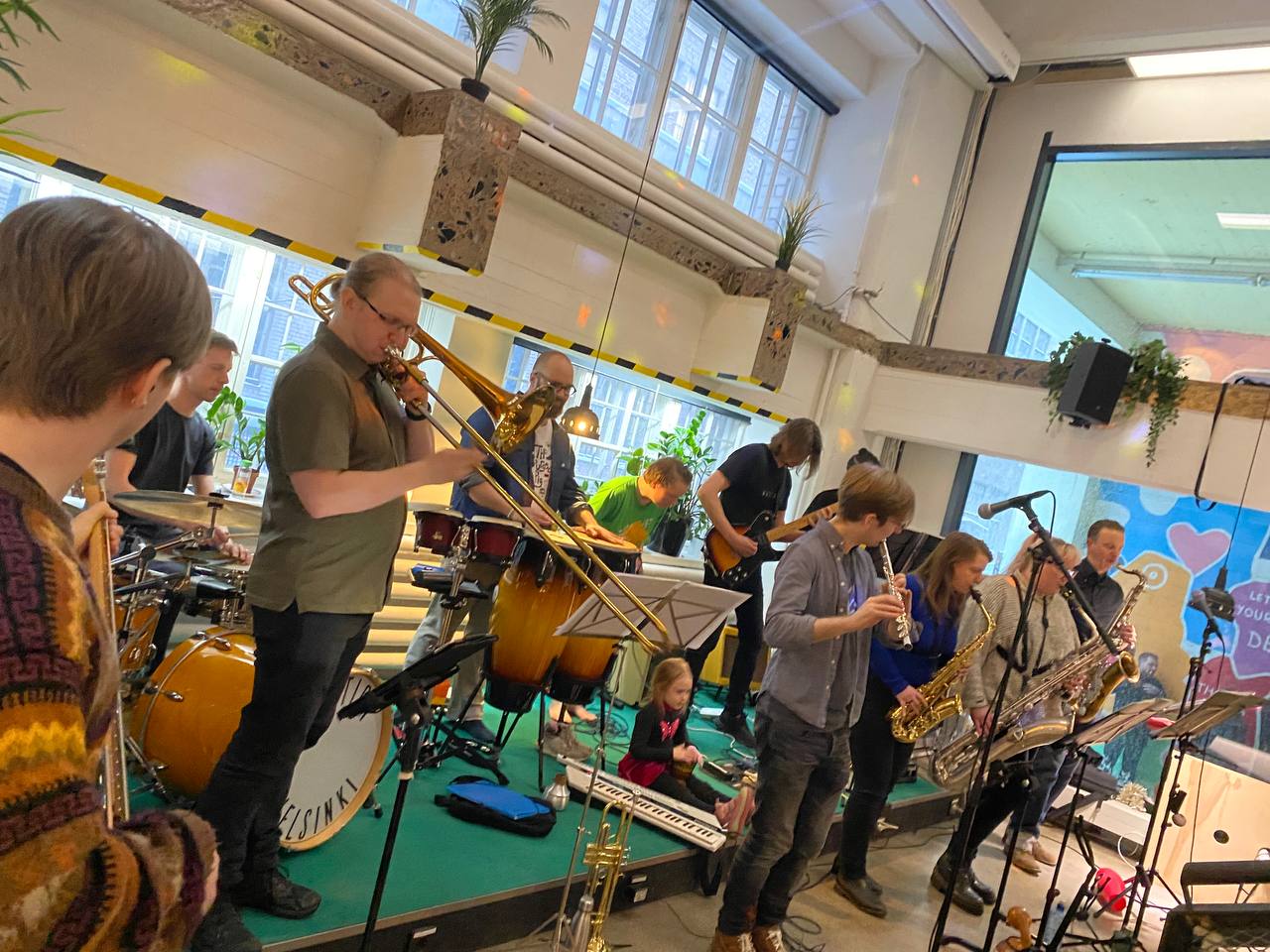 Jamming at Cafe Konttori in Kaapelitehdas Helsinki